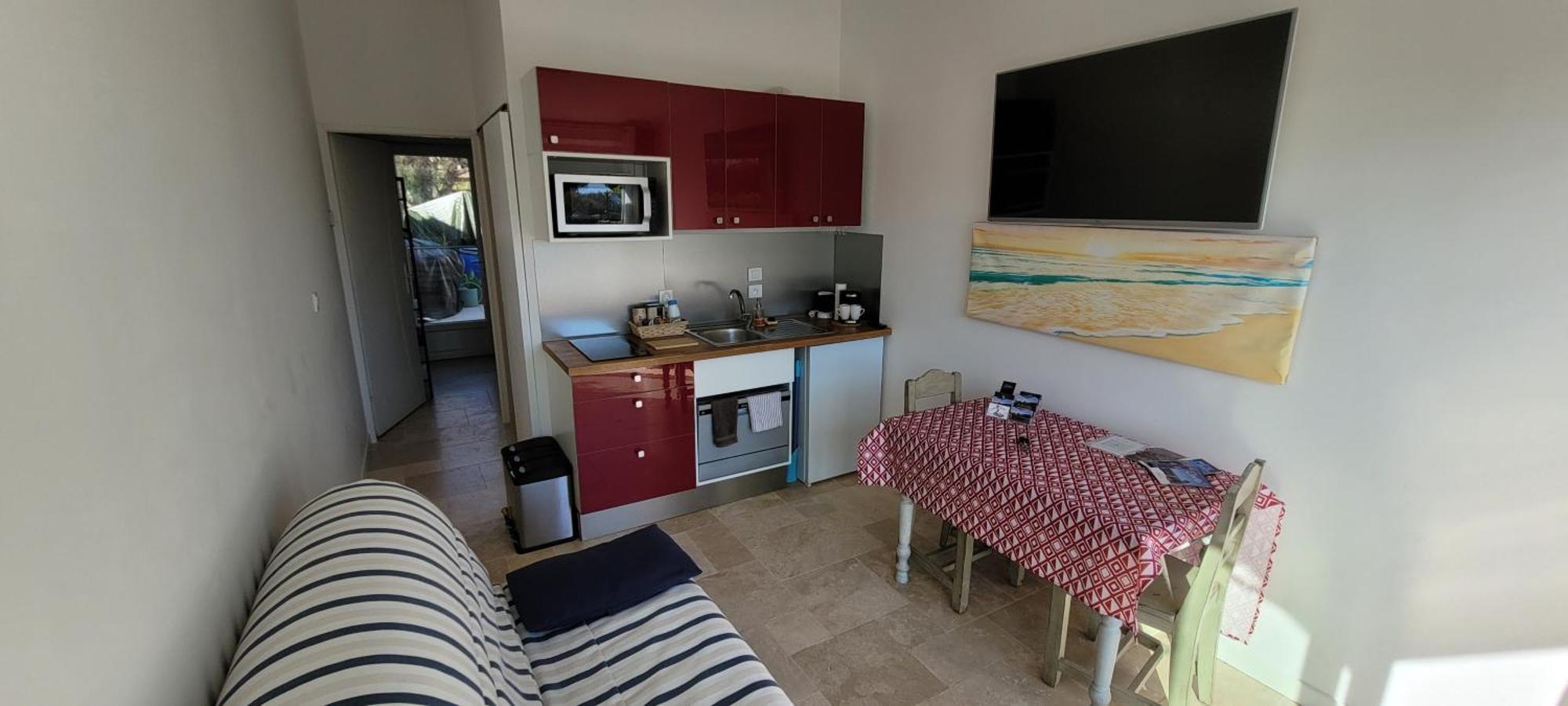 Villa Meze Avec Vue Face A L'Etang Esterno foto